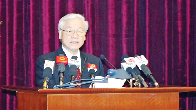 Tổng Bí thư Nguyễn Phú Trọng phát biểu khai mạc Hội nghị Trung ương 10 (khóa XI). Ảnh: Đoàn Bắc.