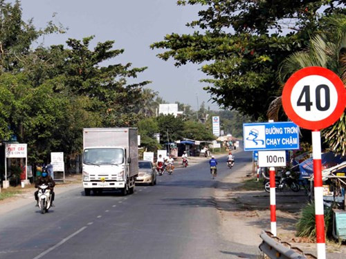 Bộ trưởng Thăng: Nhiều biển báo chỉ gây bức xúc cho dân