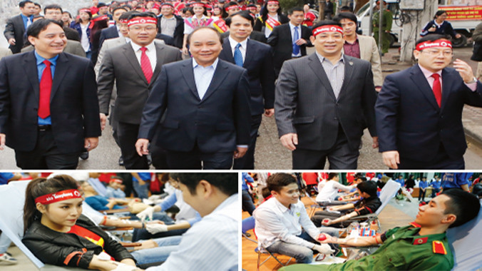 Phó Thủ tướng Nguyễn Xuân Phúc, Bí thư thứ Nhất T.Ư Đoàn Nguyễn Đắc Vinh dẫn đầu đoàn diễu hành trong ngày Chủ Nhật Đỏ 25/1 tại Hà Nội. (Ảnh lớn). Hoa hậu Nguyễn Cao Kỳ Duyên và các sinh viên tham gia hiến máu tại ĐHBK HN. (Ảnh nhỏ). Ảnh: Hồng Vĩnh-Như Ý.