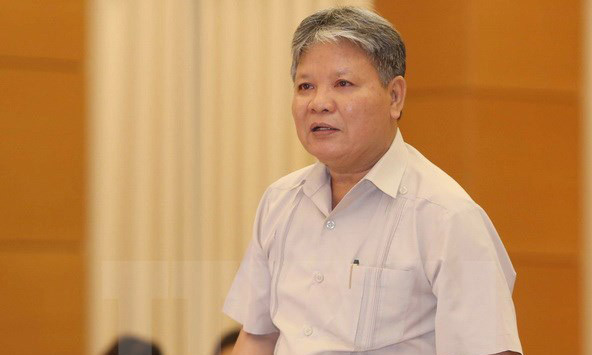 Bộ trưởng Bộ Tư pháp Hà Hùng Cường cho biết, các quyết định hành chính có liên quan đến lợi ích công cộng, có tác động, ảnh hưởng rất lớn, do vậy, cần thiết quy định trách nhiệm.