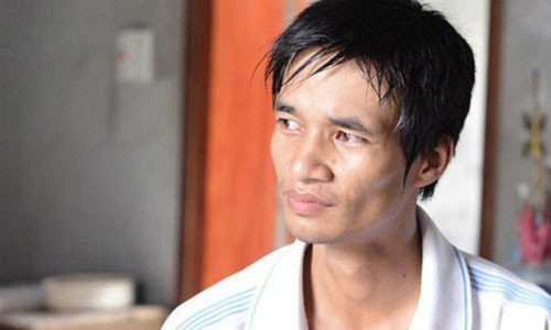 Hiện Lệ Rơi được báo mạng đối xử chẳng khác gì ngôi sao. 