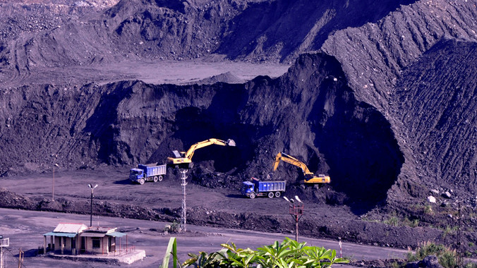 Khai thác than tại mỏ than Quảng Ninh. Ảnh: Ngọc Châu.