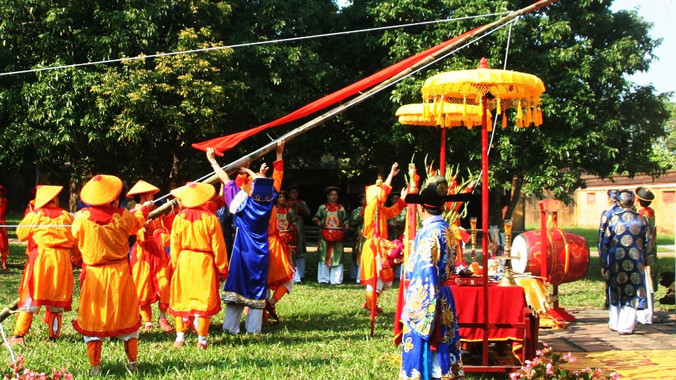 Lễ hạ nêu ở Huế
