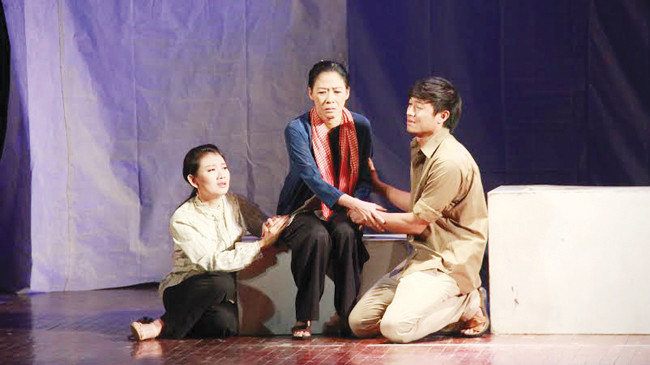 “Phía sau tội ác” dự Liên hoan Nghệ thuật Sân khấu Hình tượng Người chiến sĩ Công an Nhân dân (bế mạc 24/7). Ảnh: Toan Toan.