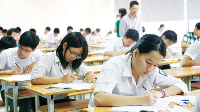 Thi đại học. Ảnh: Hồng Vĩnh.