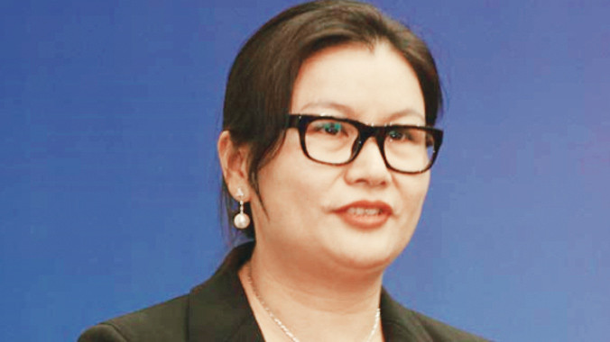 Chu Quần Phi mất đứt 42,4 tỷ tệ.