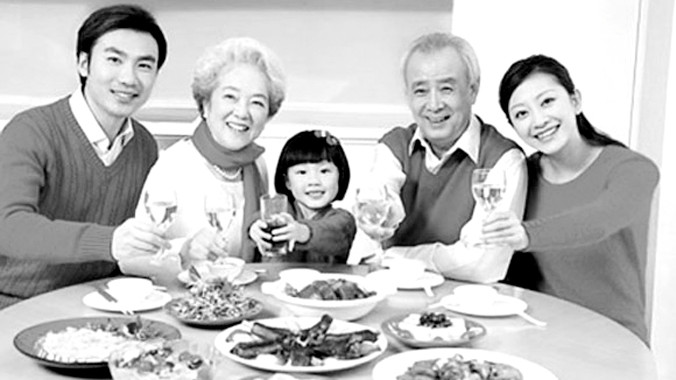 Sử dụng đều đặn sản phẩm chiết xuất 100% từ dây thìa canh chuẩn hóa giúp người đái tháo đường ăn kiêng dễ dàng hơn.