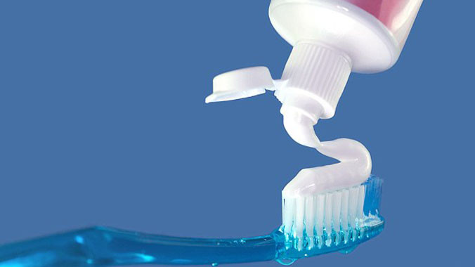 Kem đánh răng rẻ tiền cũng hiệu quả