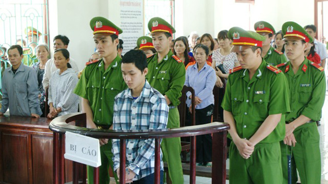 Với hành vi phạm tội “giết người, cướp tài sản” Vũ An Tú lĩnh 12 năm tù giam.