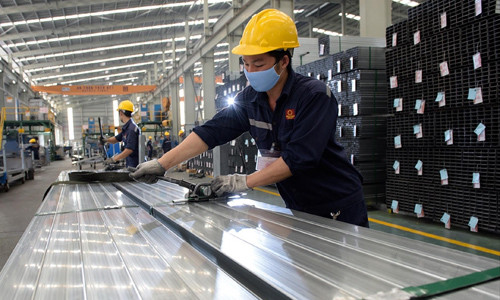 Chủ tịch VCCI cho rằng, cần ưu tiên, hỗ trợ thúc đẩy sự phát triển của DN nội, DN dân tộcẢnh: Bình Phương