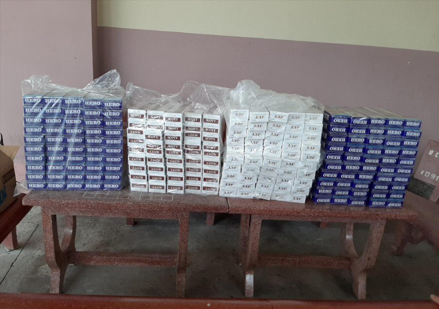 1.950 bao thuốc lá lậu bị công an thu giữ ngày 10/11