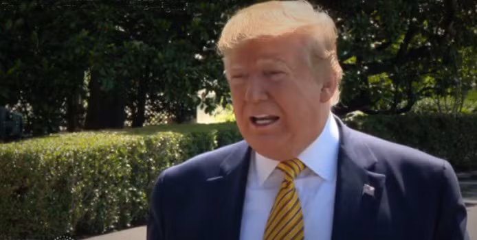 Tổng thống Mỹ Donald Trump tuyên bố áp đặt lệnh trừng phạt mới với Iran ảnh: Reuters 