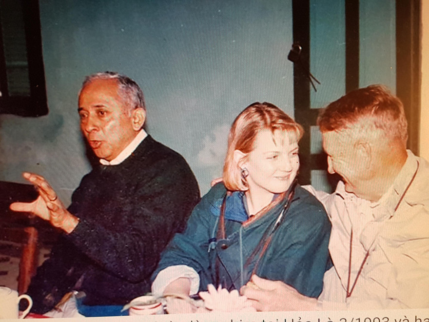 Cha con cựu trung tá Pen Purcen (bìa phải) Ảnh: Xuân Ba 