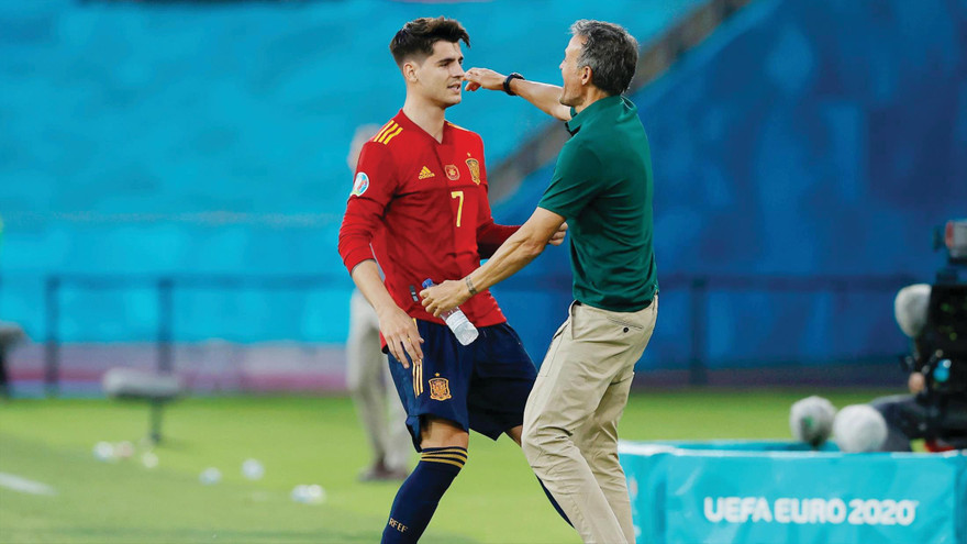 Morata rất được HLV Enrique tin dùng dù anh phung phí cơ hội ngay cả trên chấm 11m 