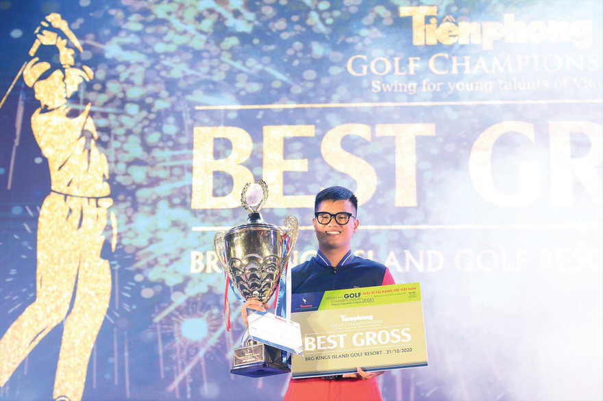 Nhất Long đang là đương kim vô địch Tiền Phong Golf Championship 