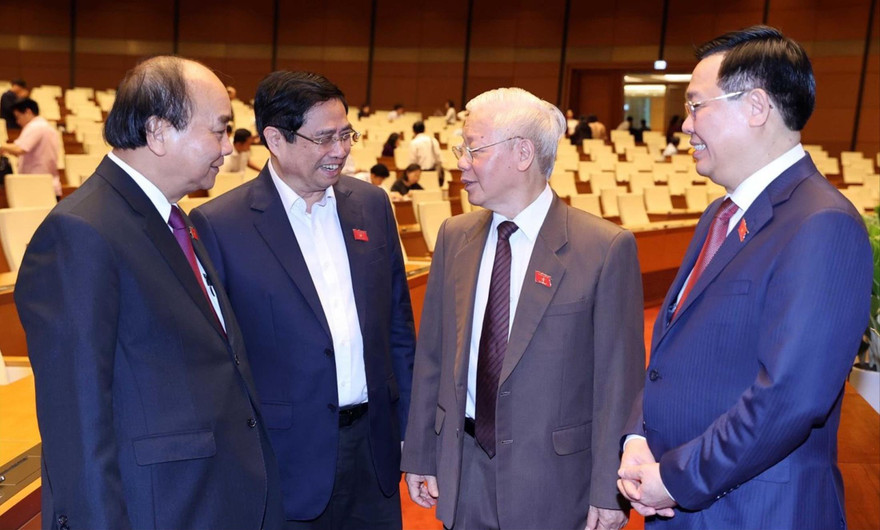 Tổng Bí thư Nguyễn Phú Trọng, Chủ tịch nước Nguyễn Xuân Phúc, Thủ tướng Phạm Minh Chính và Chủ tịch Quốc hội Vương Đình Huệ tại kỳ họp Quốc hội thứ 11 ảnh Như Ý 