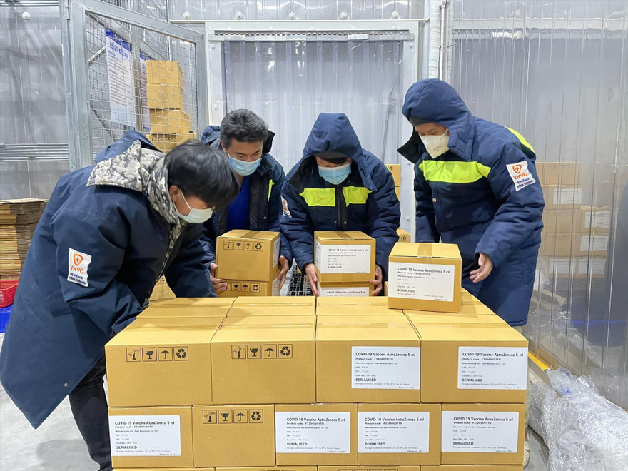 VNVC tiếp nhận hơn 1,2 triệu liều vắc- xin để giao cho Bộ Y tế 