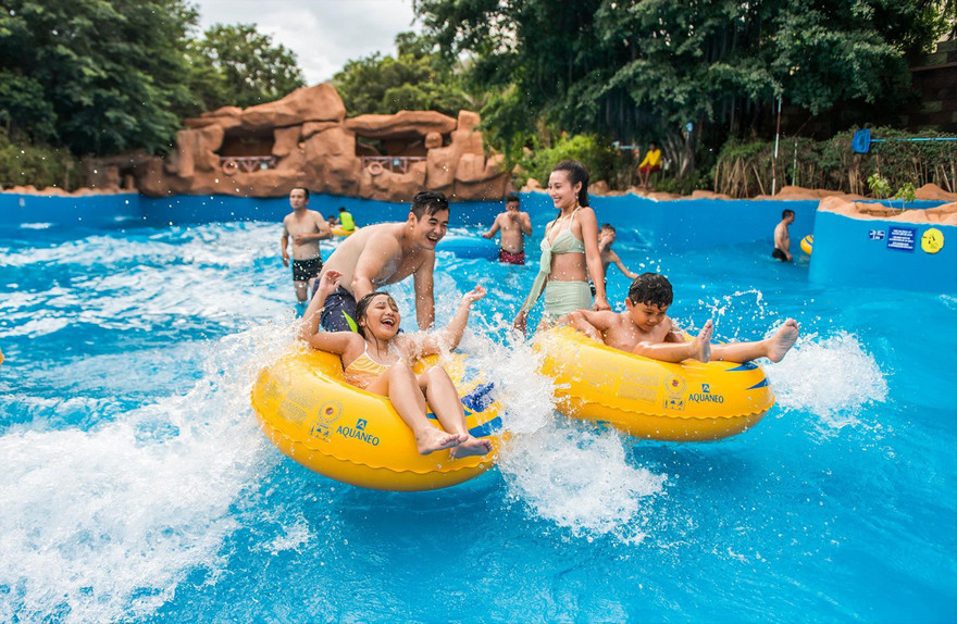 Phố biển Nha Trang - Khánh Hòa là điểm đến ưa thích của du khách Ảnh Lê Quân 