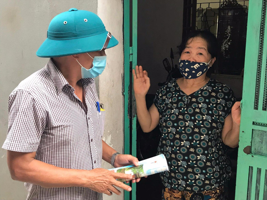 Phường Phúc Xá (Ba Đình, Hà Nội) vận động chủ nhà trọ miễn, giảm giá thuê trọ cho người lao động gặp khó khăn do COVID-19 (Ảnh: PV )