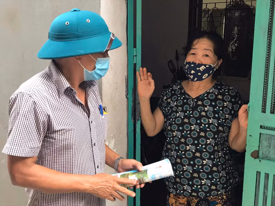 Phường Phúc Xá (Ba Đình, Hà Nội) vận động chủ nhà trọ miễn, giảm giá thuê trọ cho người lao động gặp khó khăn do COVID-19 (Ảnh: PV )