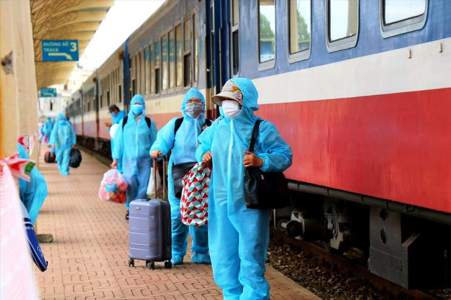 Ngày 30/7, tỉnh TT-Huế đã đón thêm 376 công dân từ TPHCM về quê và đưa đi cách ly tập trung