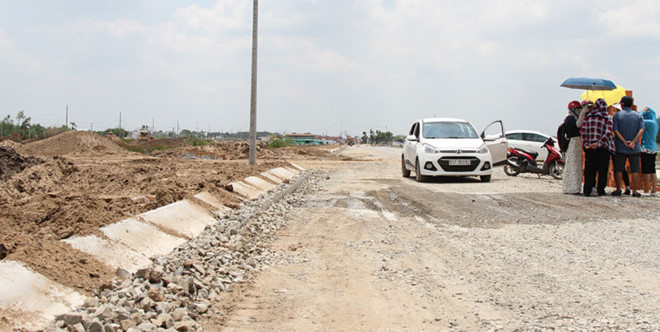 Những chiêu môi giới địa ốc 'bẫy' khách hàng