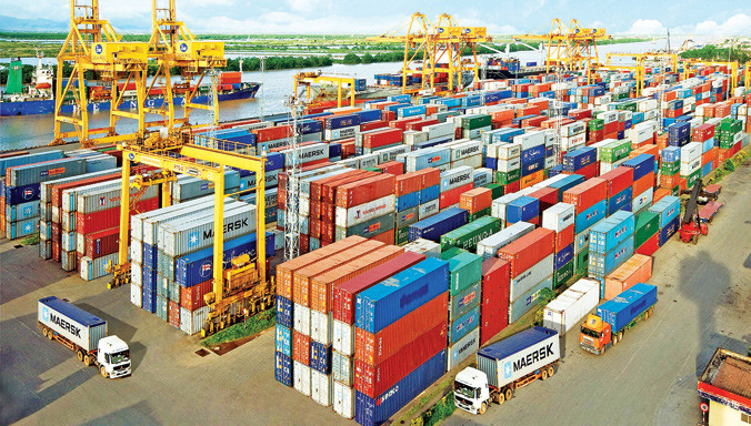 Cảng Chùa Vẽ - một trong những đầu mối logistics của Vinalines hiện nay.