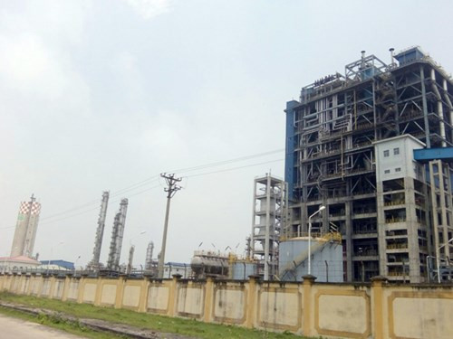 Nhà máy đạm Ninh Bình nằm 'im thin thít' nhiều tháng nay. Ảnh chụp ngày 6/5/2016. Ảnh: Minh Đức