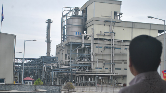 Một góc nhà máy sản xuất xơ sợi Đình Vũ. Ảnh: Nguyễn Bằng