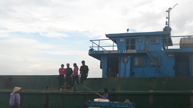 Lực lượng BĐBP đang bảo vệ chặt chẽ phương tiện và tang vật liên quan.