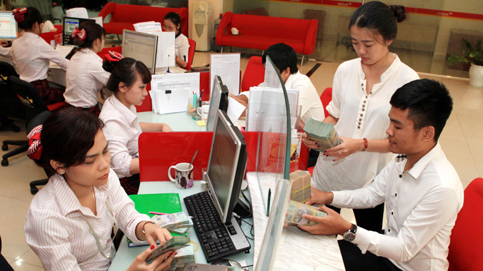 Muốn hạ lãi suất không dễ.