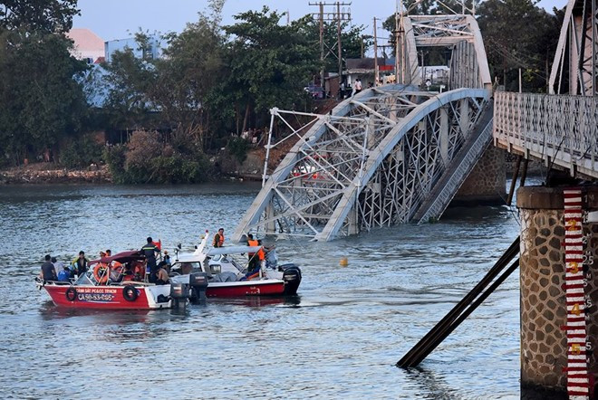 Sập cầu Ghềnh, ngành đường sắt thiệt hại hơn 800 tỷ đồng