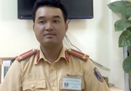 Trung úy Hoàng Anh. Ảnh: Vnexpress