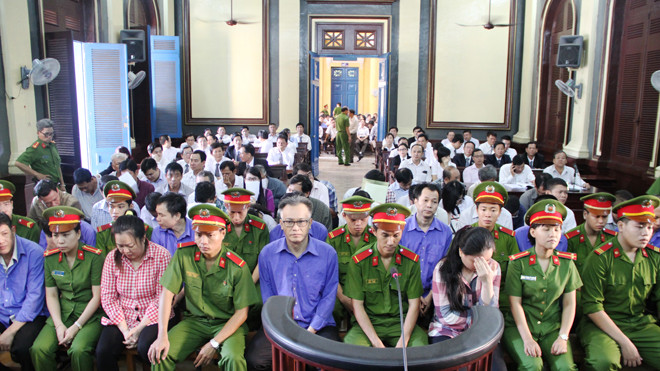 Các bị cáo tại tòa. Ảnh: Việt Văn