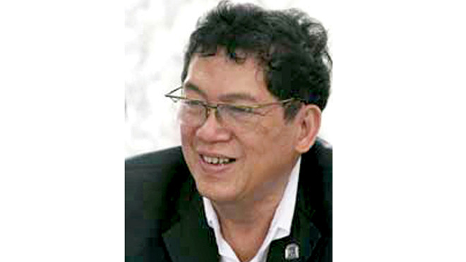 Đã ngược về trời Mùi thơm dây cháy chậm*