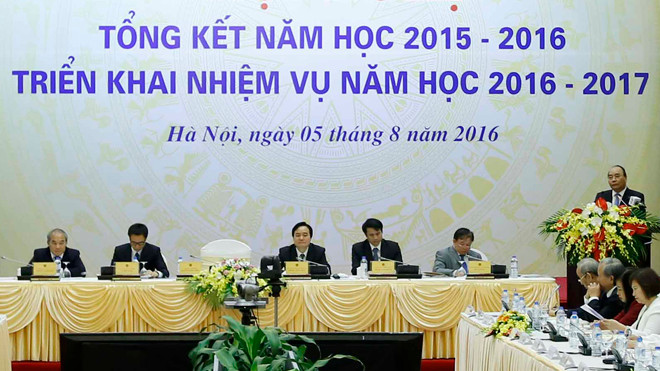 Thủ tướng Nguyễn Xuân Phúc phát biểu tại hội nghị. Ảnh: TTXVN