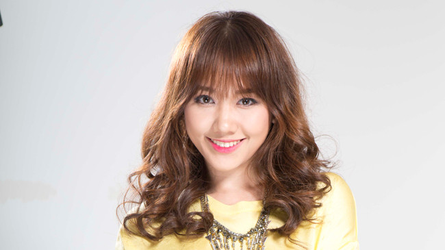 Hari Won: Nhặt “đá” vì… tiền