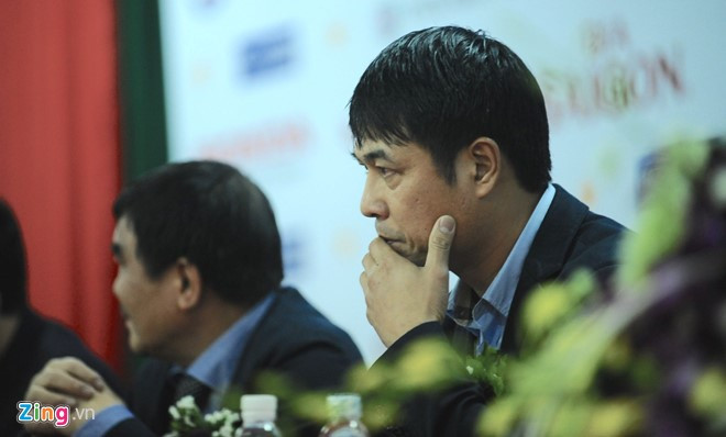 HLV Hữu Thắng. Ảnh: Zing