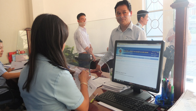 Gần đây, cơ quan chức năng phát hiện nhiều vụ cán bộ hải quan vi phạm pháp luật. Ảnh: Đức Huy