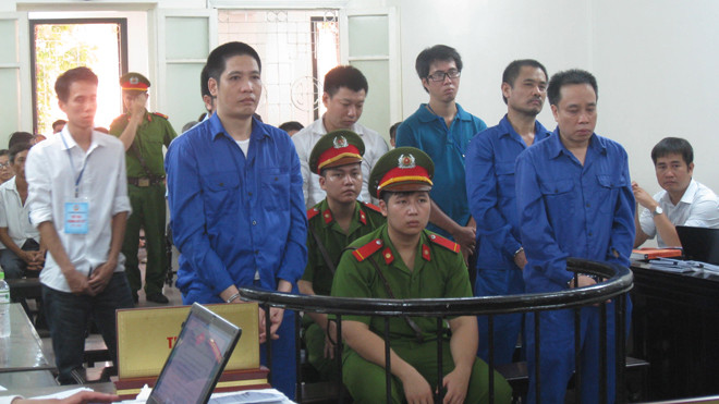 Các bị cáo tại phiên tòa,