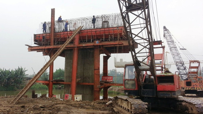 Việc công bố kết quả xếp hạng nhà thầu sau đó sửa đổi nảy sinh nhiều nghi ngờ. Ảnh: Bảo An