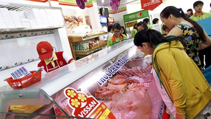Chuỗi cửa hàng và quầy hàng trong siêu thị của VISSAN rất đông khách mua. Nguồn Internet