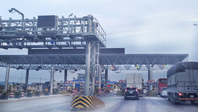 Mô hình trạm thu phí không dừng, kết hợp với trạm thu phí một dừng tại Hoàng Mai (Nghệ An).