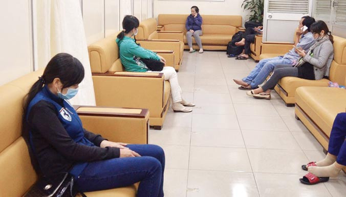 Khu chờ bên trong phòng khám chuyên gia đầy đủ tiện nghi. Ảnh: Quốc Ngọc