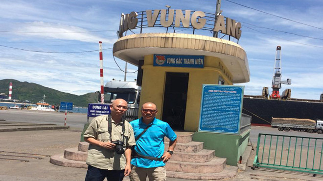 Cùng nhà báo Nguyễn Ngọc Vượng ở Vũng Áng