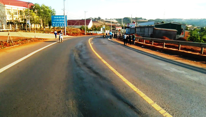 Đoạn bị sụp lún sẽ sớm được sửa chữa.