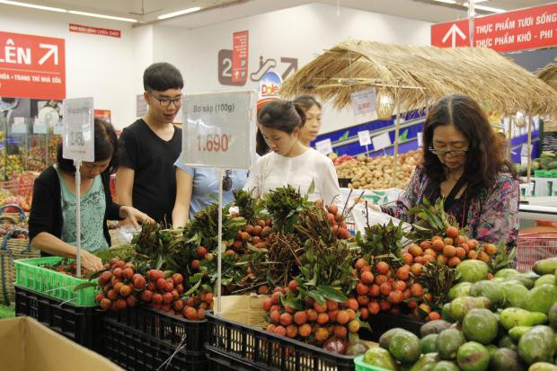 Hàng Việt quyết vào Walmart