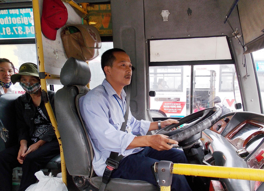 Xe buýt, một trong những dịch vụ công ích bị ảnh hưởng khi chuyển đổi cơ chế ảnh: Trọng đảng