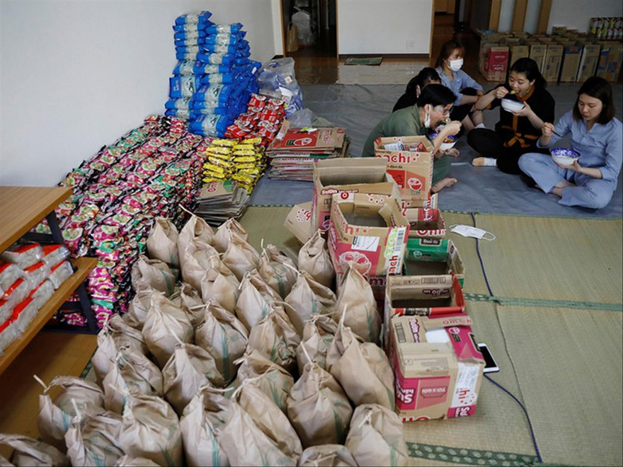 Những lao động Việt Nam tại Nhật hết hạn hợp đồng chờ về nước đang sống nhờ tại chùa Nisshinkutsu (Tokyo, Nhật Bản)