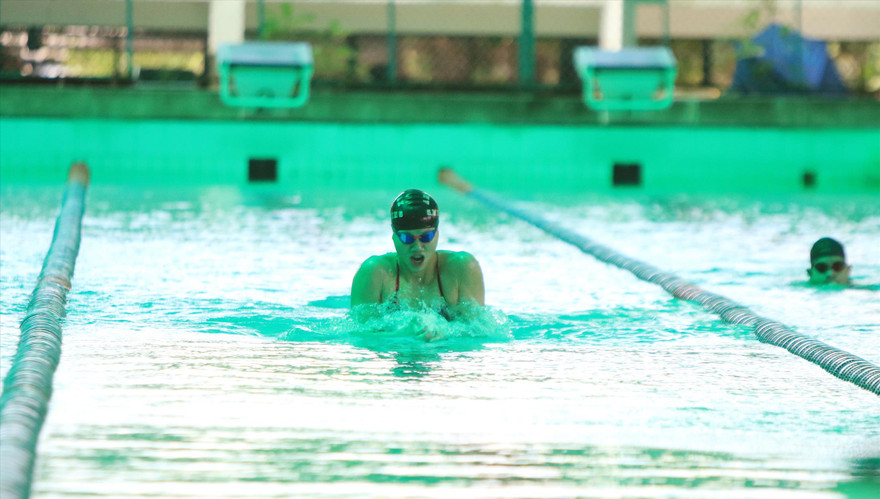 Ánh Viên tập luyện tại Trung tâm HL TDTT 2 trong thời gian chờ quyết định thuê HLV ngoại ảnh: ANH TÚ 